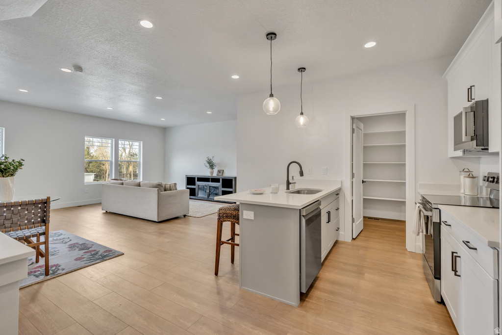 350 E 7635 S Sandy, UT 84047