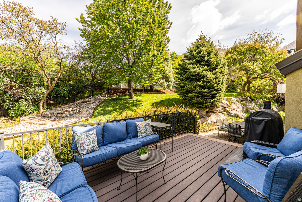 1727 DEER CREST DR Fruit Heights, UT 84037