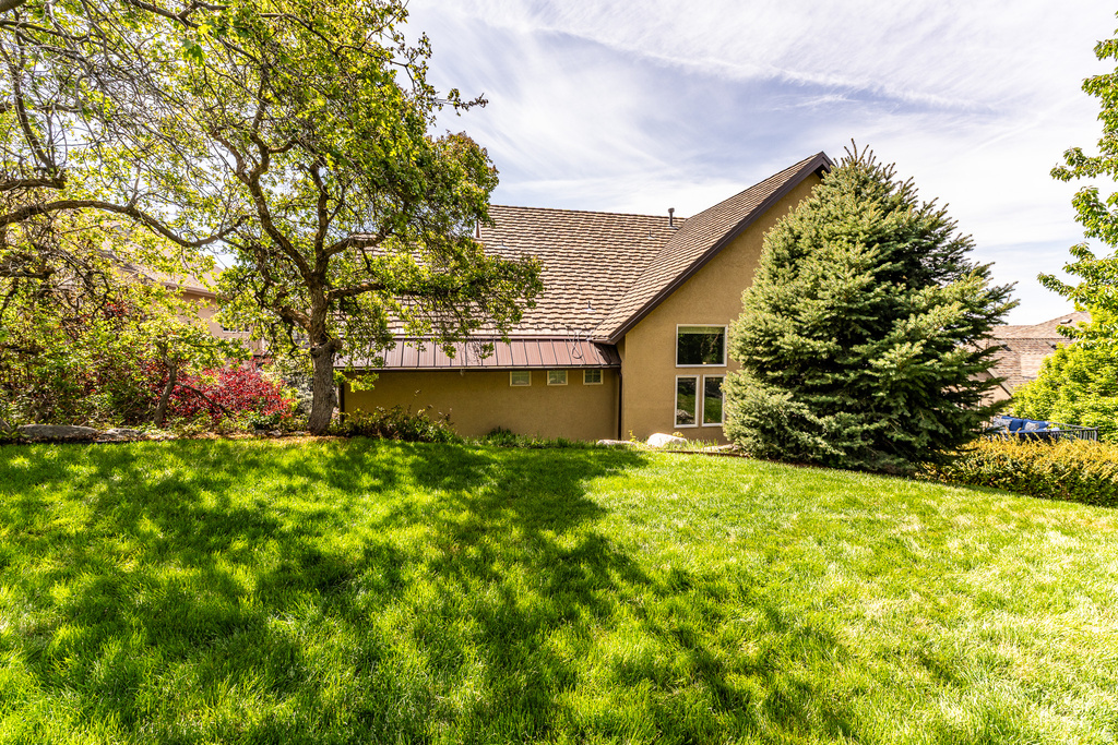 1727 DEER CREST DR Fruit Heights, UT 84037