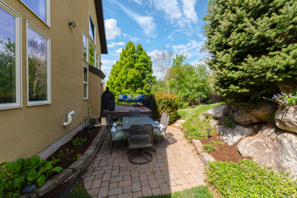 1727 DEER CREST DR Fruit Heights, UT 84037