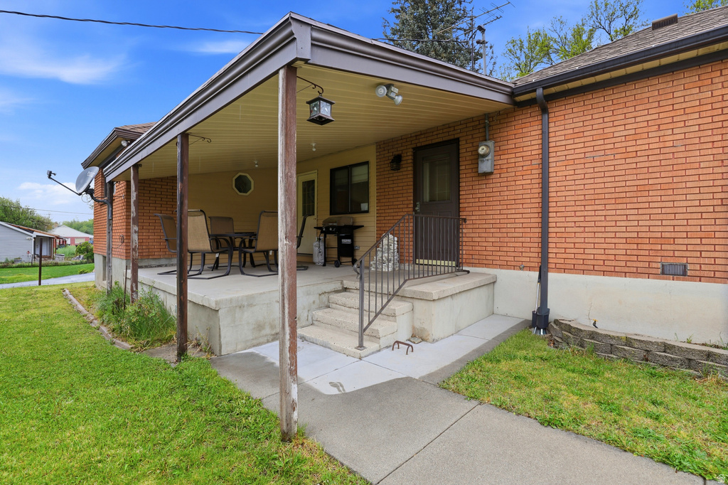 2252 E 6450 S Cottonwood Heights, UT 84121