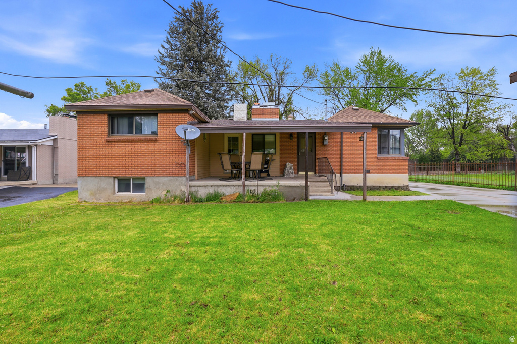 2252 E 6450 S Cottonwood Heights, UT 84121