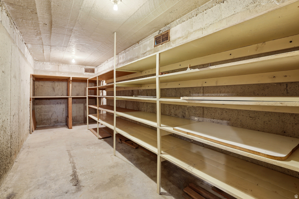 2252 E 6450 S Cottonwood Heights, UT 84121