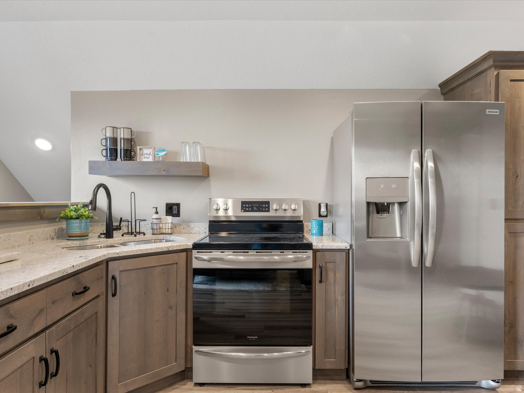 841 N TRAPPER CIR Garden City, UT 84028