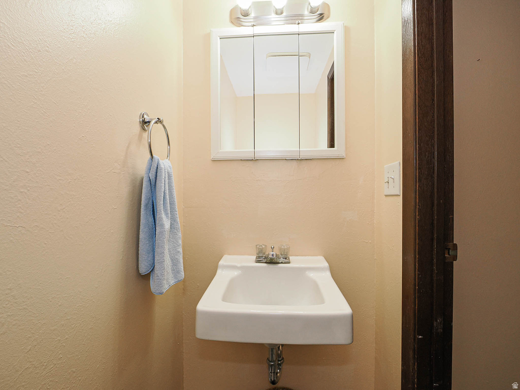 4470 S ATHERTON DR #6 Taylorsville, UT 84123