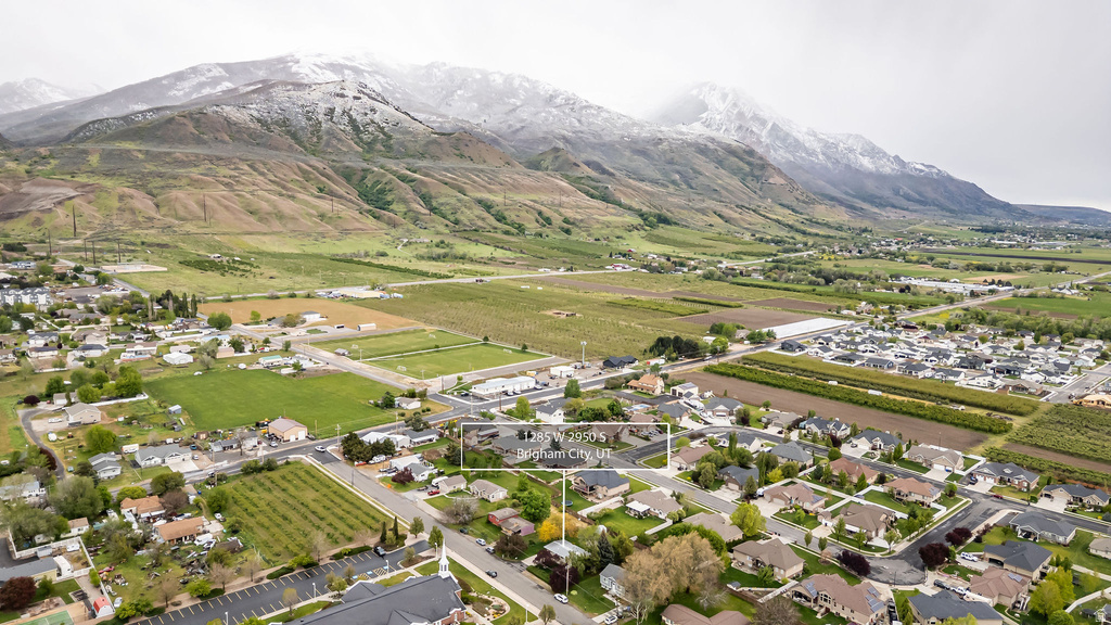 1285 W 2950 S Perry, UT 84302
