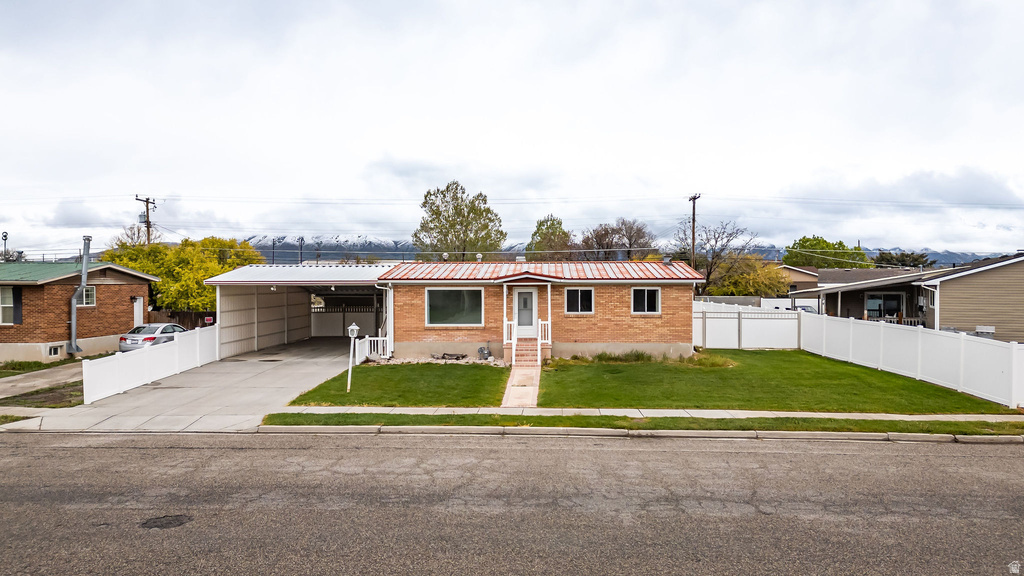 822 N 100 W Tremonton, UT 84337