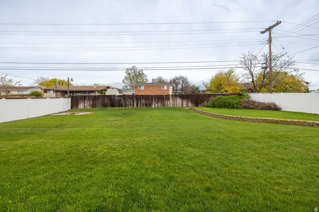 822 N 100 W Tremonton, UT 84337