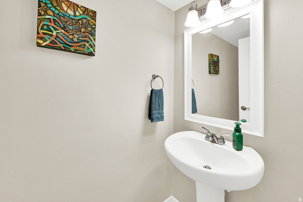 1163 W HENRY AVE Farmington, UT 84025