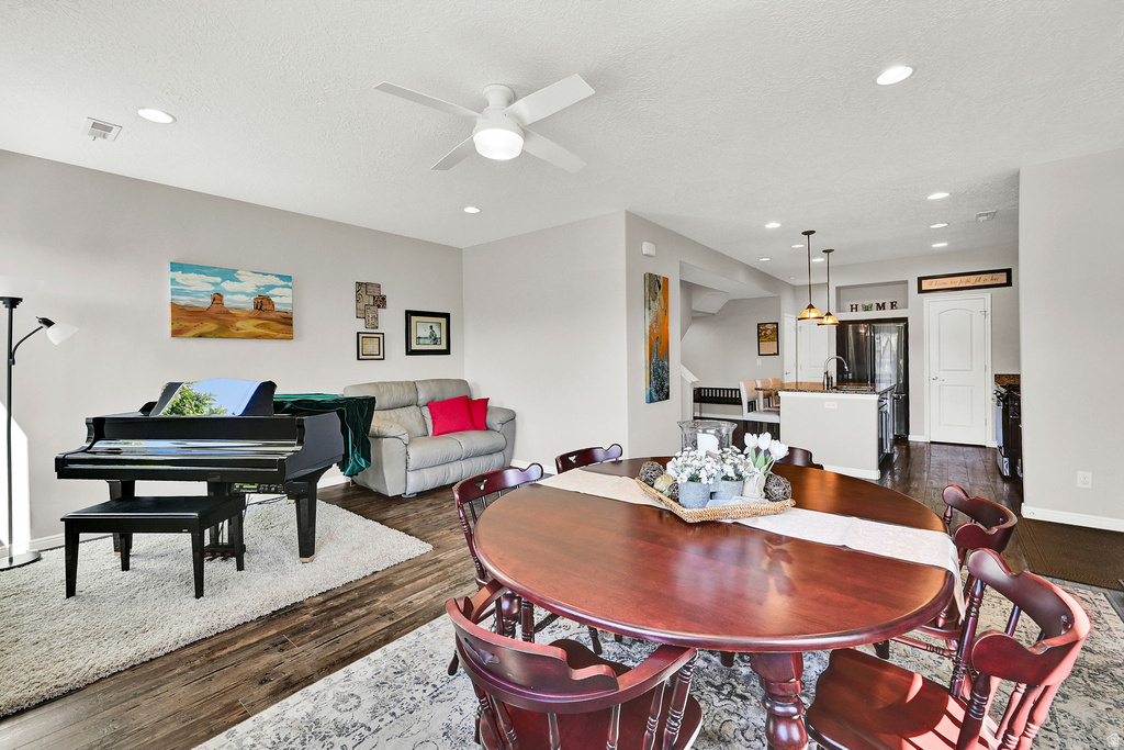 1163 W HENRY AVE Farmington, UT 84025