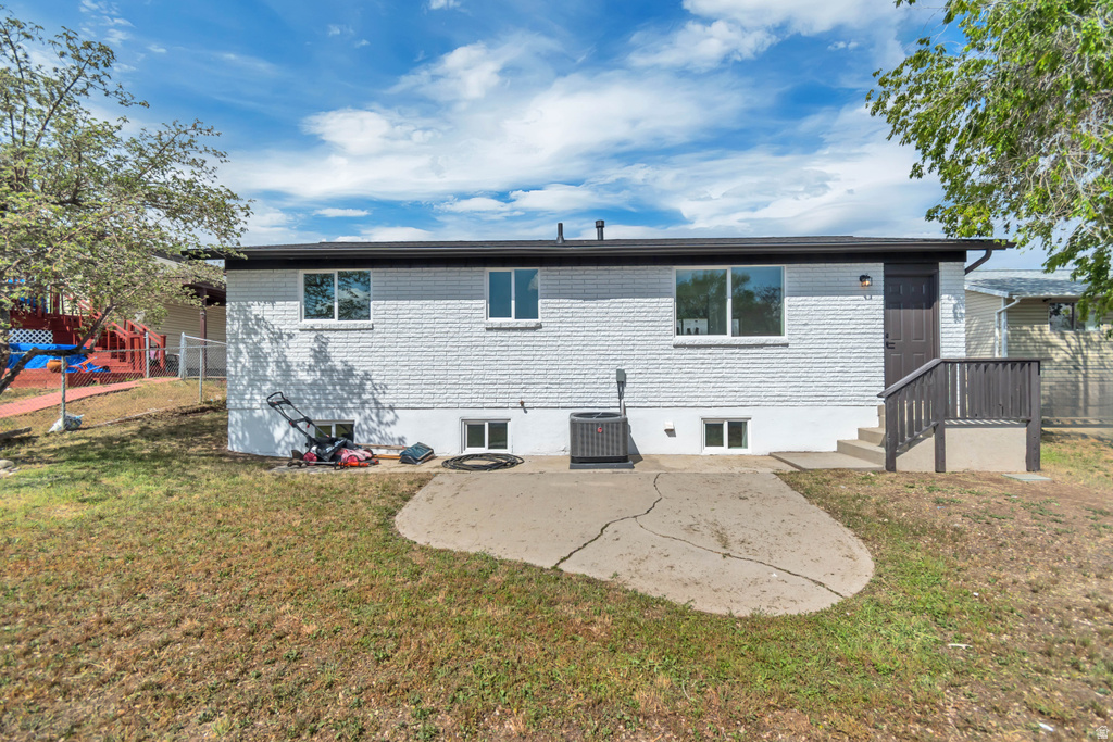 5643 S 4015 W Taylorsville, UT 84129