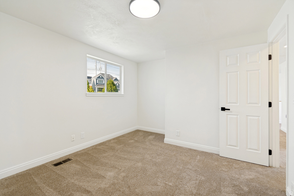 5643 S 4015 W Taylorsville, UT 84129