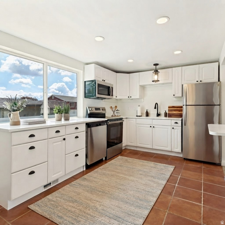 5643 S 4015 W photo 2