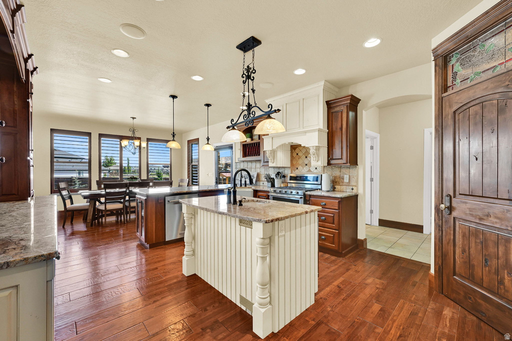 3298 N 1250 W Pleasant View, UT 84414