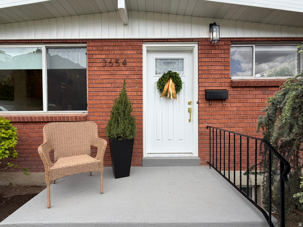 3654 E APOLLO DR Salt Lake City, UT 84124