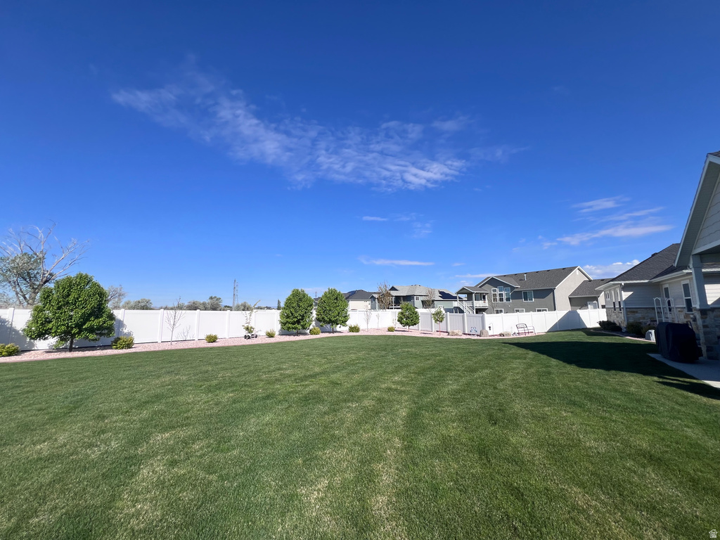 2437 N 2950 W Plain City, UT 84404