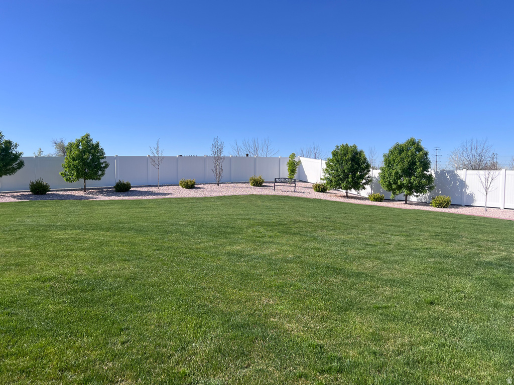 2437 N 2950 W Plain City, UT 84404