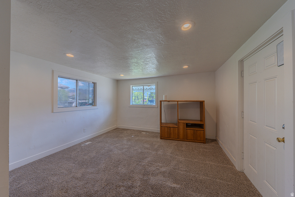 83 N 3RD ST Tooele, UT 84074