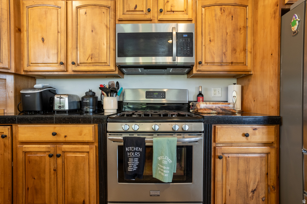 14287 S ROSALEEN LN Herriman, UT 84096