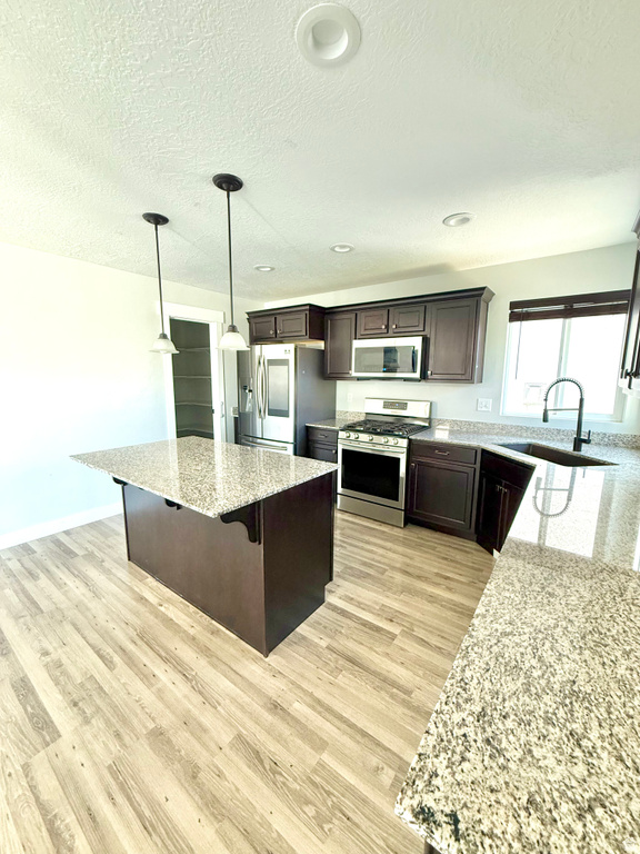 12476 S CLIPPER PEAK DR Herriman, UT 84096