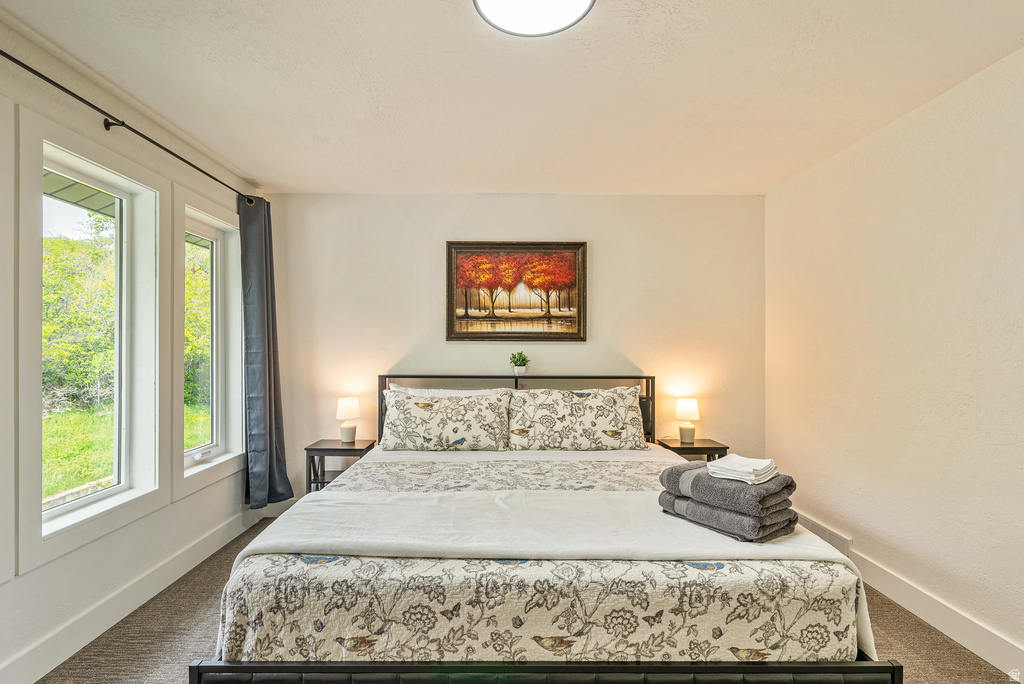 198 N OAKWOOD DR Layton, UT 84040