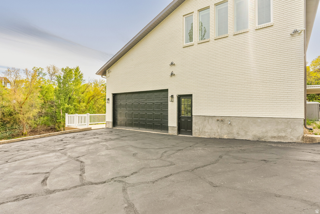 198 N OAKWOOD DR Layton, UT 84040