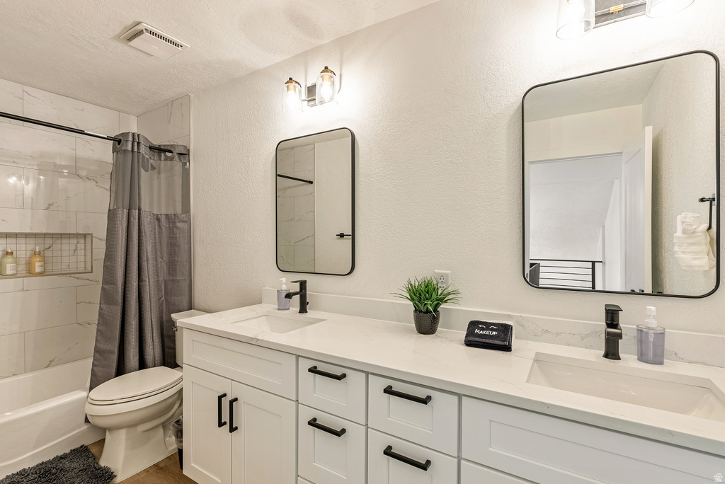 198 N OAKWOOD DR Layton, UT 84040