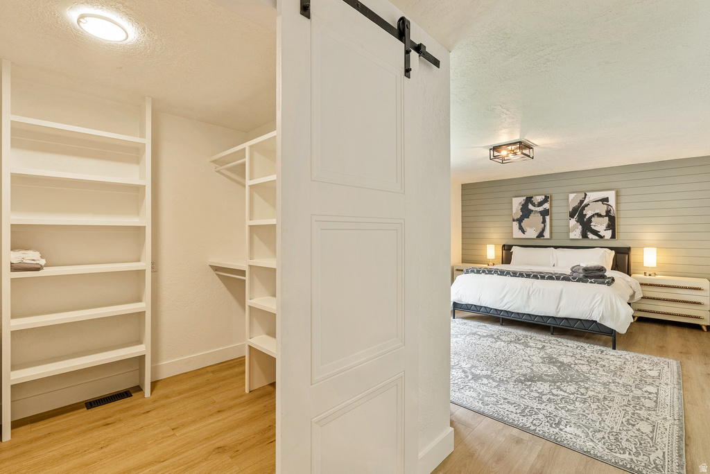 198 N OAKWOOD DR Layton, UT 84040