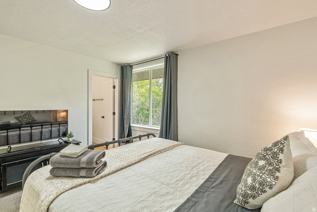 198 N OAKWOOD DR Layton, UT 84040