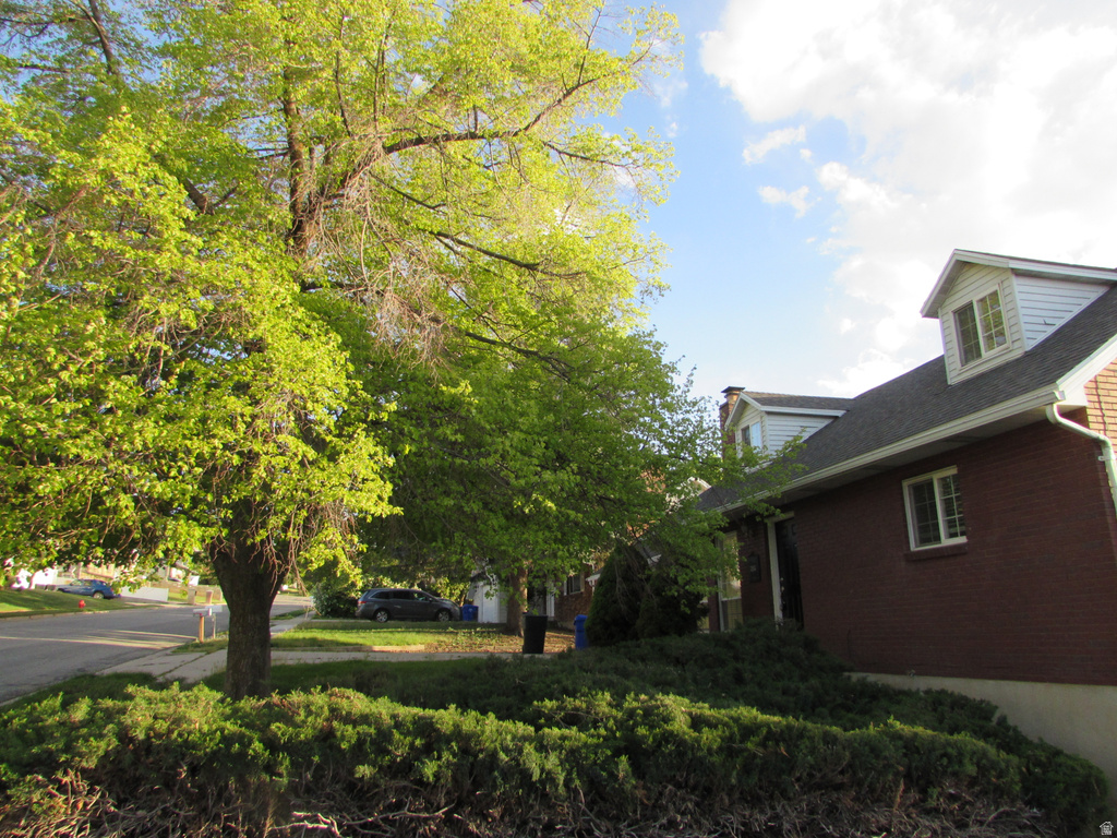 3166 S LINDEN Bountiful, UT 84010