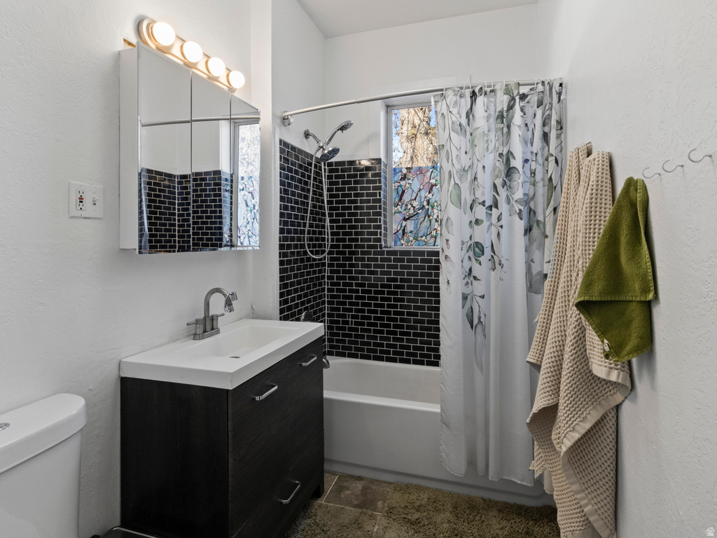 158 E 300 S Logan, UT 84321