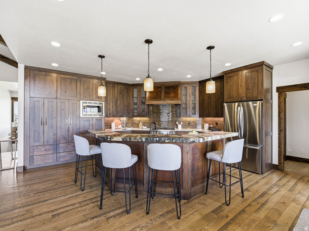 402 SHADOW HILL RD Wanship, UT 84017