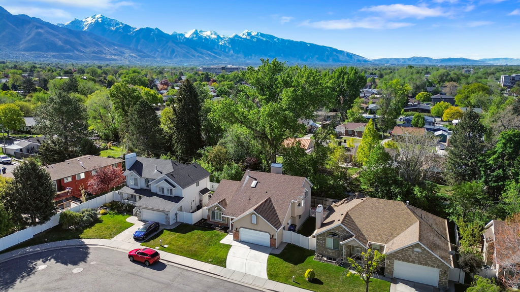 934 E MICHAEL MILL PL Millcreek, UT 84106