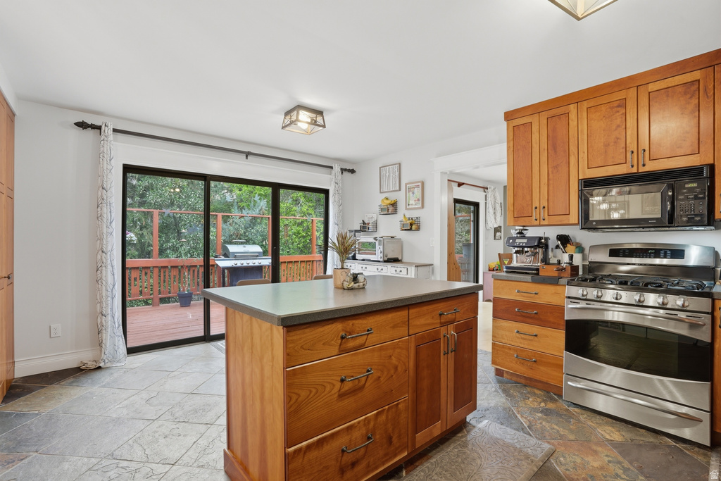 3589 E MACINTOSH LN Cottonwood Heights, UT 84121