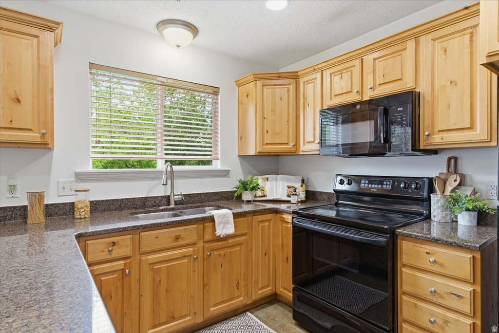 1396 E 380 N Lehi, UT 84043