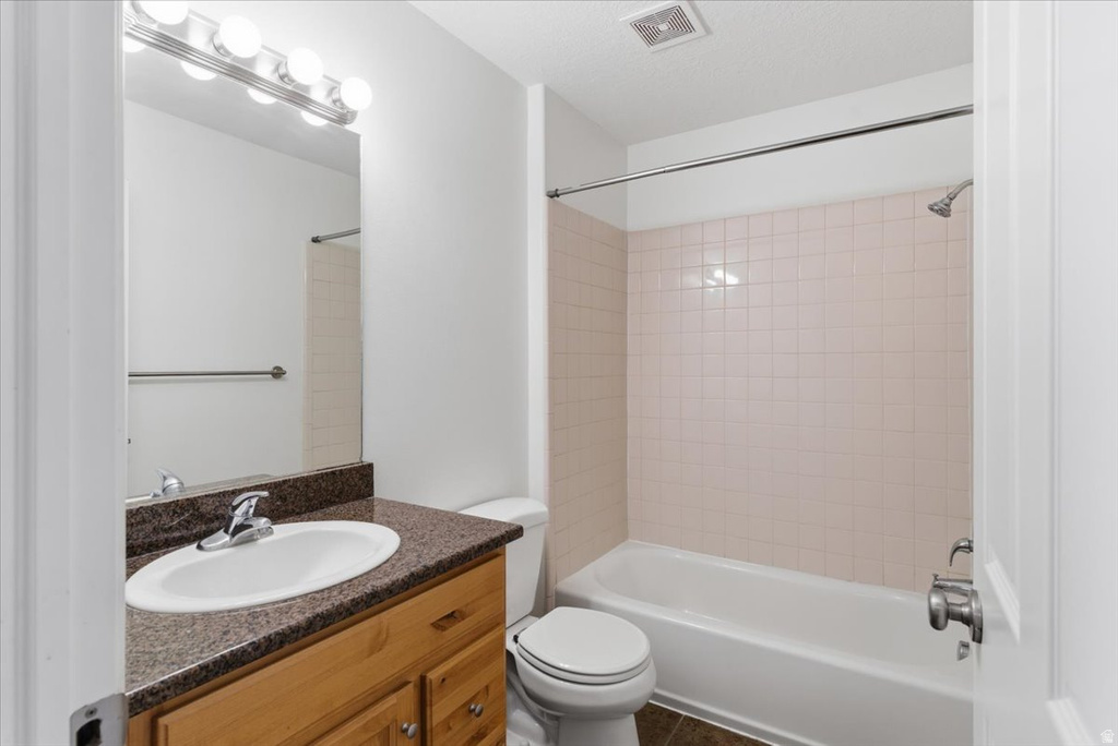 1396 E 380 N Lehi, UT 84043