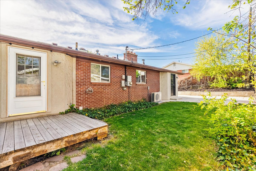 4657 S BROOKWOOD CIR Millcreek, UT 84117
