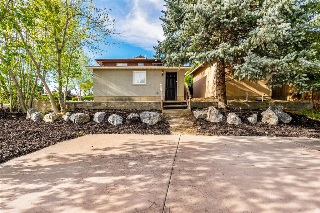 4657 S BROOKWOOD CIR Millcreek, UT 84117