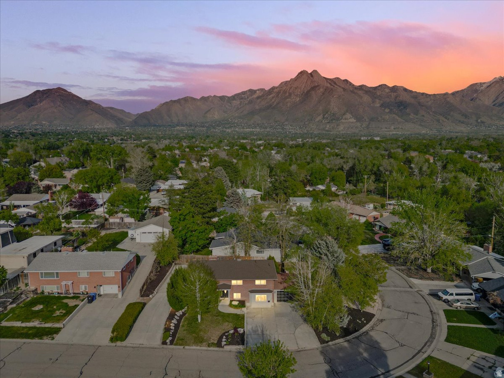 4657 S BROOKWOOD CIR Millcreek, UT 84117