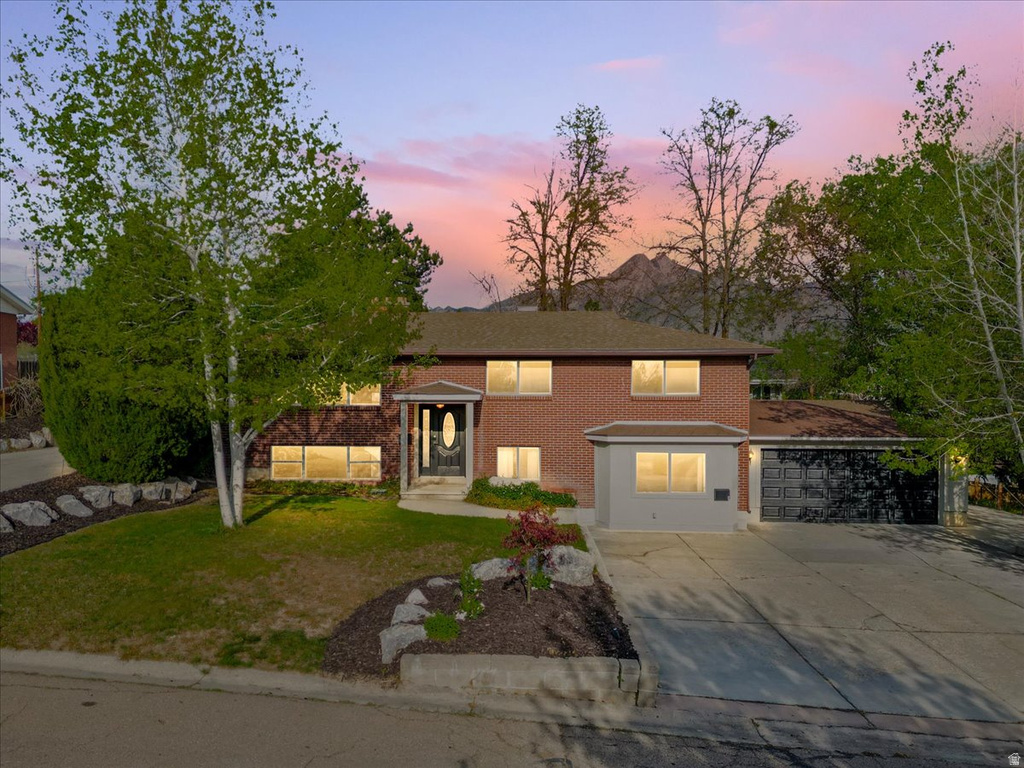 4657 S BROOKWOOD CIR Millcreek, UT 84117