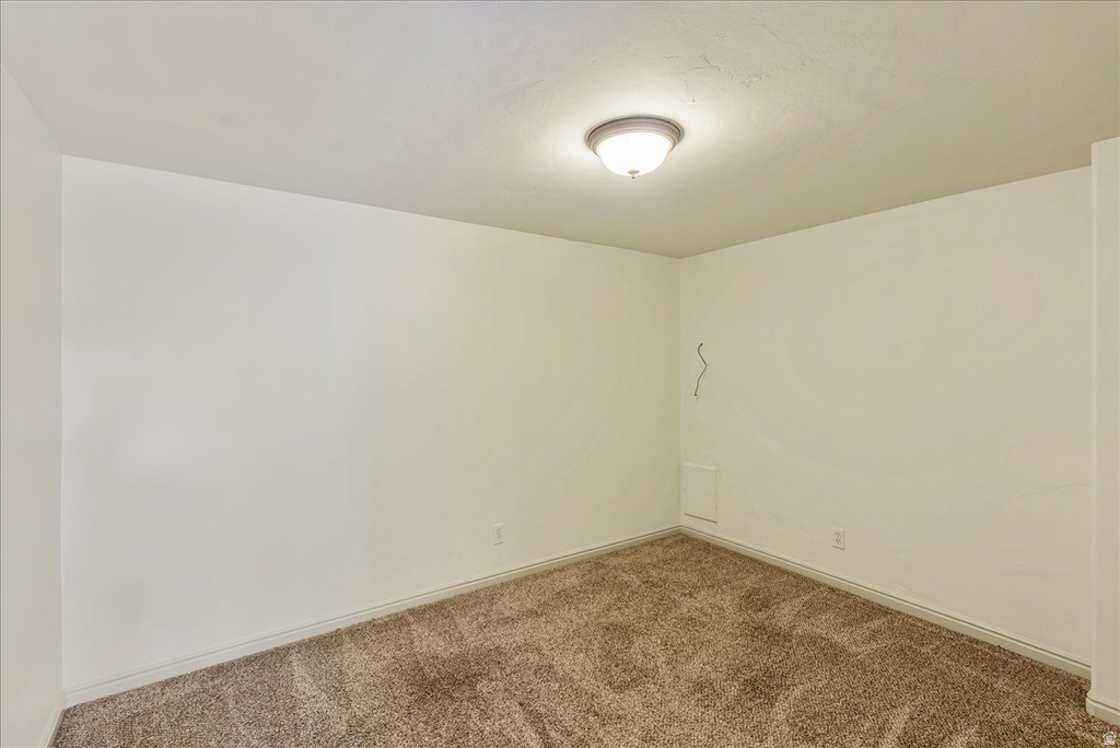 4657 S BROOKWOOD CIR Millcreek, UT 84117
