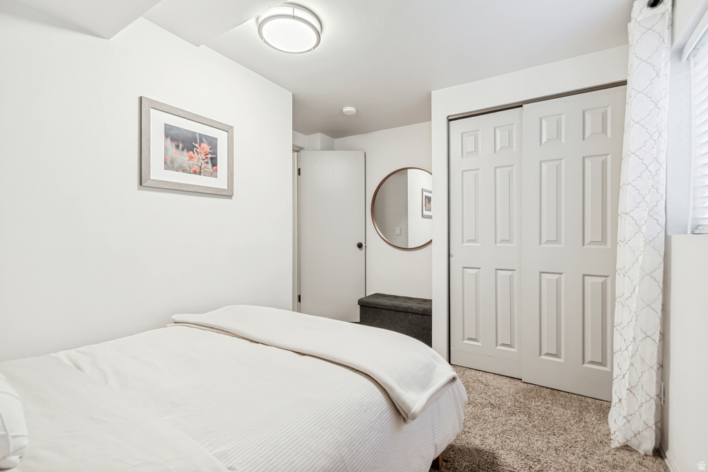 8337 S ETUDE DR West Jordan, UT 84088