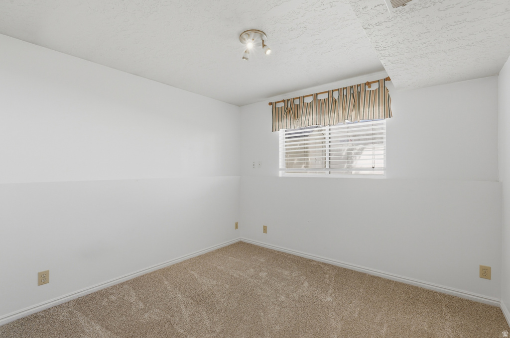 1183 E 2300 N Layton, UT 84040