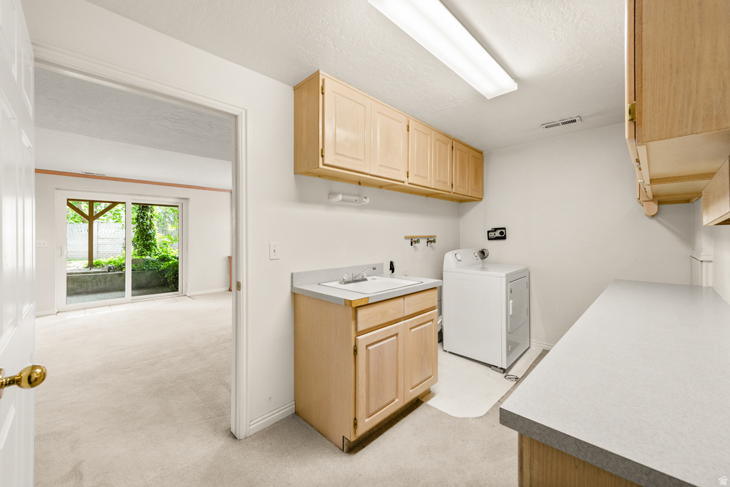 11831 S HIDDEN VALLEY CLUB DR Sandy, UT 84092