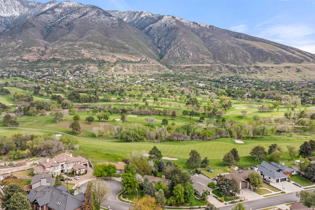 11831 S HIDDEN VALLEY CLUB DR Sandy, UT 84092