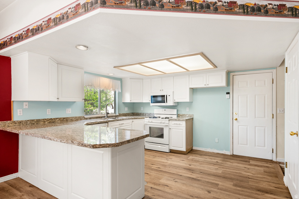 11831 S HIDDEN VALLEY CLUB DR Sandy, UT 84092