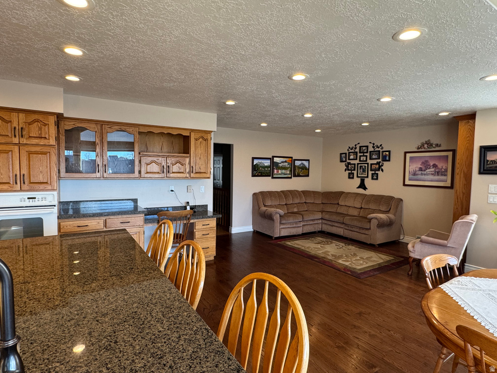 1959 N 150 E Centerville, UT 84014