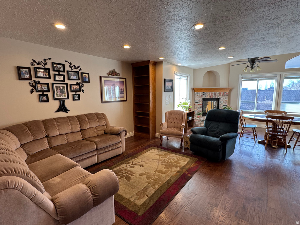 1959 N 150 E Centerville, UT 84014