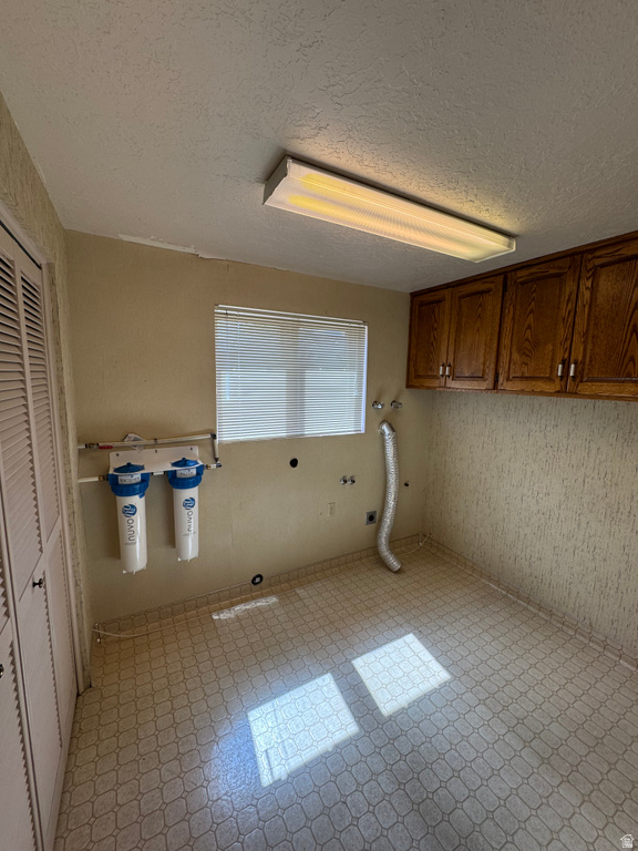 1959 N 150 E Centerville, UT 84014