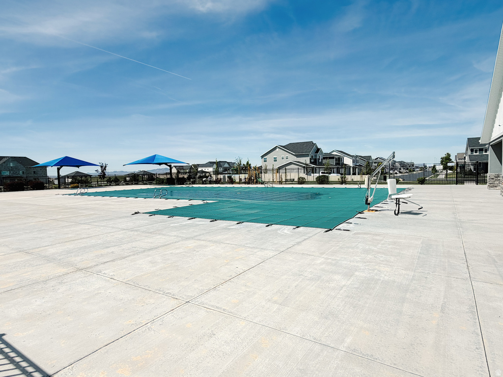 1512 W PARKVIEW DR Syracuse, UT 84075
